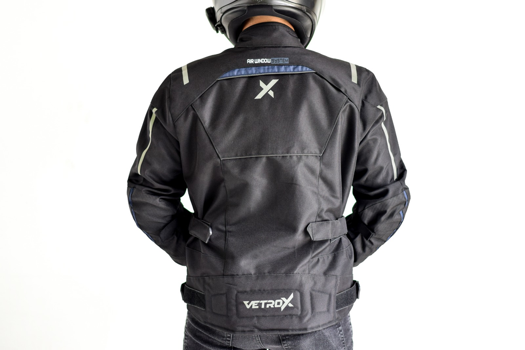 Chaquetas con Protecciones CE y Detalles Reflectivos